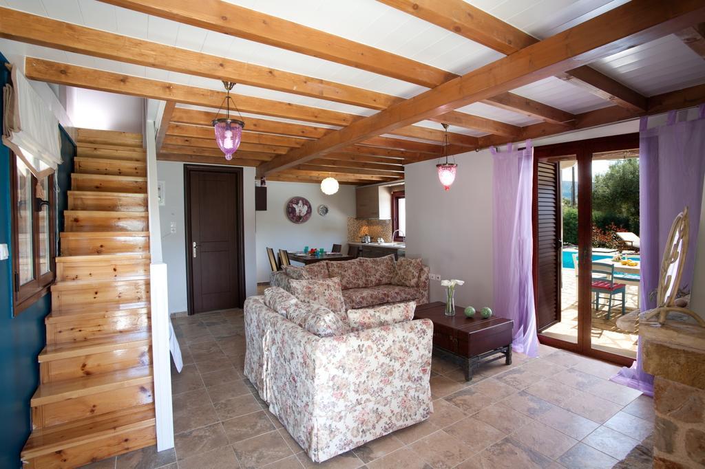 Stalina Villa Syvota Rum bild